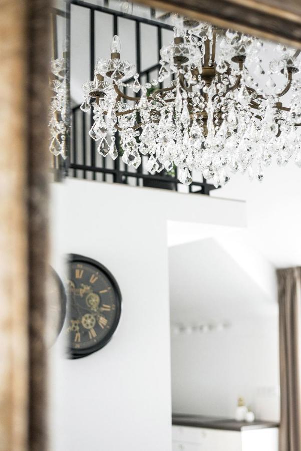 Luxury Loft Apartment คอนัส ภายนอก รูปภาพ